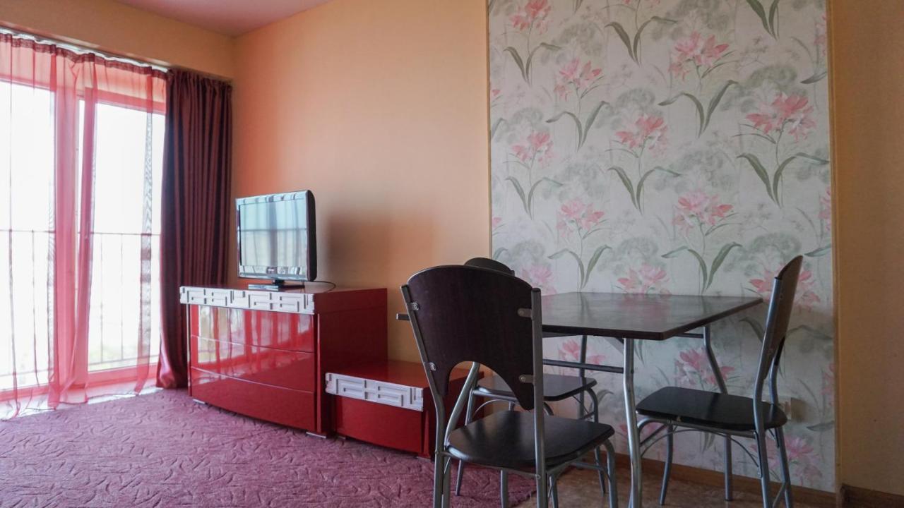 Doba In Ua Polia27D Apartments Dnipro Bagian luar foto