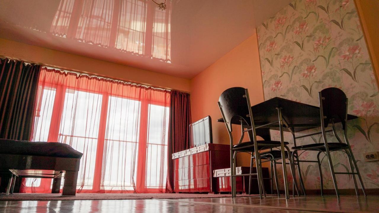 Doba In Ua Polia27D Apartments Dnipro Bagian luar foto